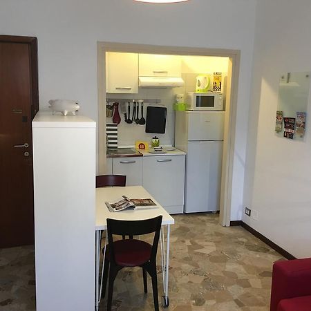 Mauro'S Studio Apartment Milan Exterior photo